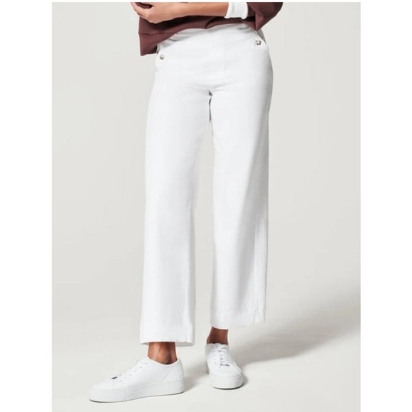 SPANX® Stretch Twill‎ Pull-On Cropped Pant